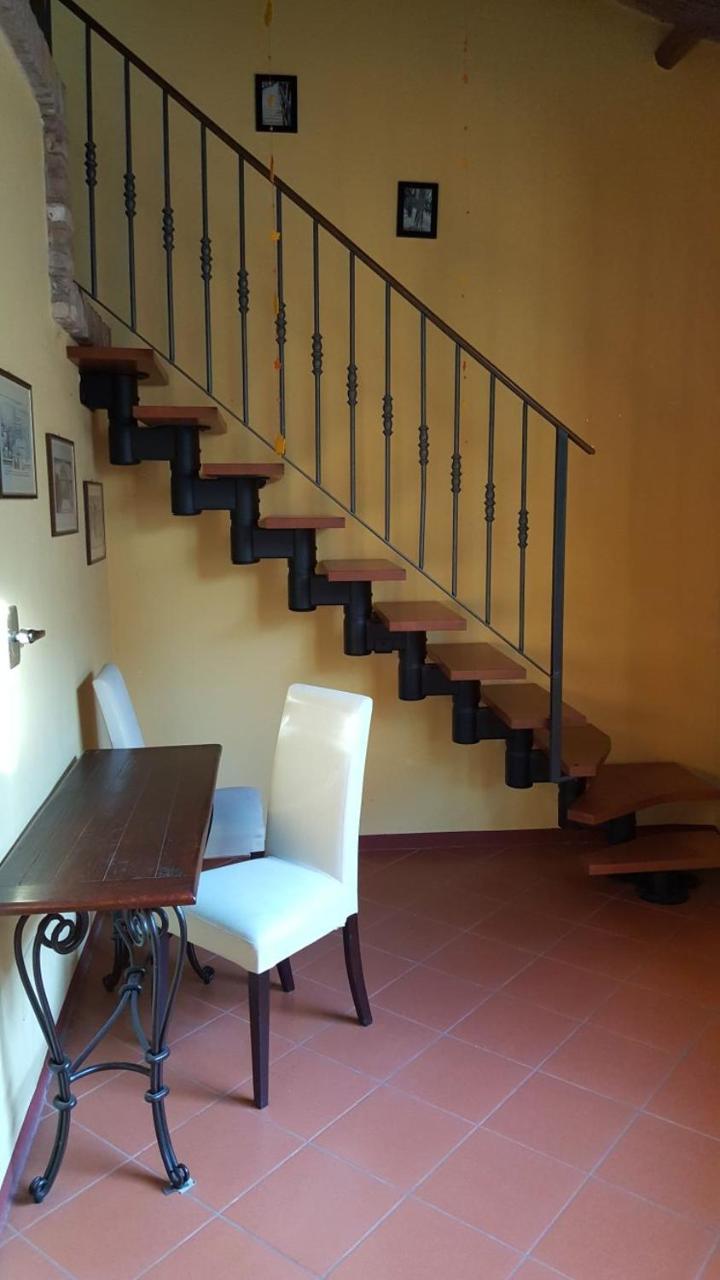 Apartment Garibaldi Ferrara Exteriör bild